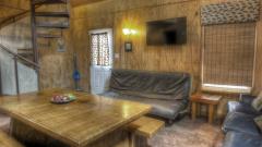 cabin_012_9140